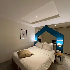  Hotel Yaja Hwajeong Station